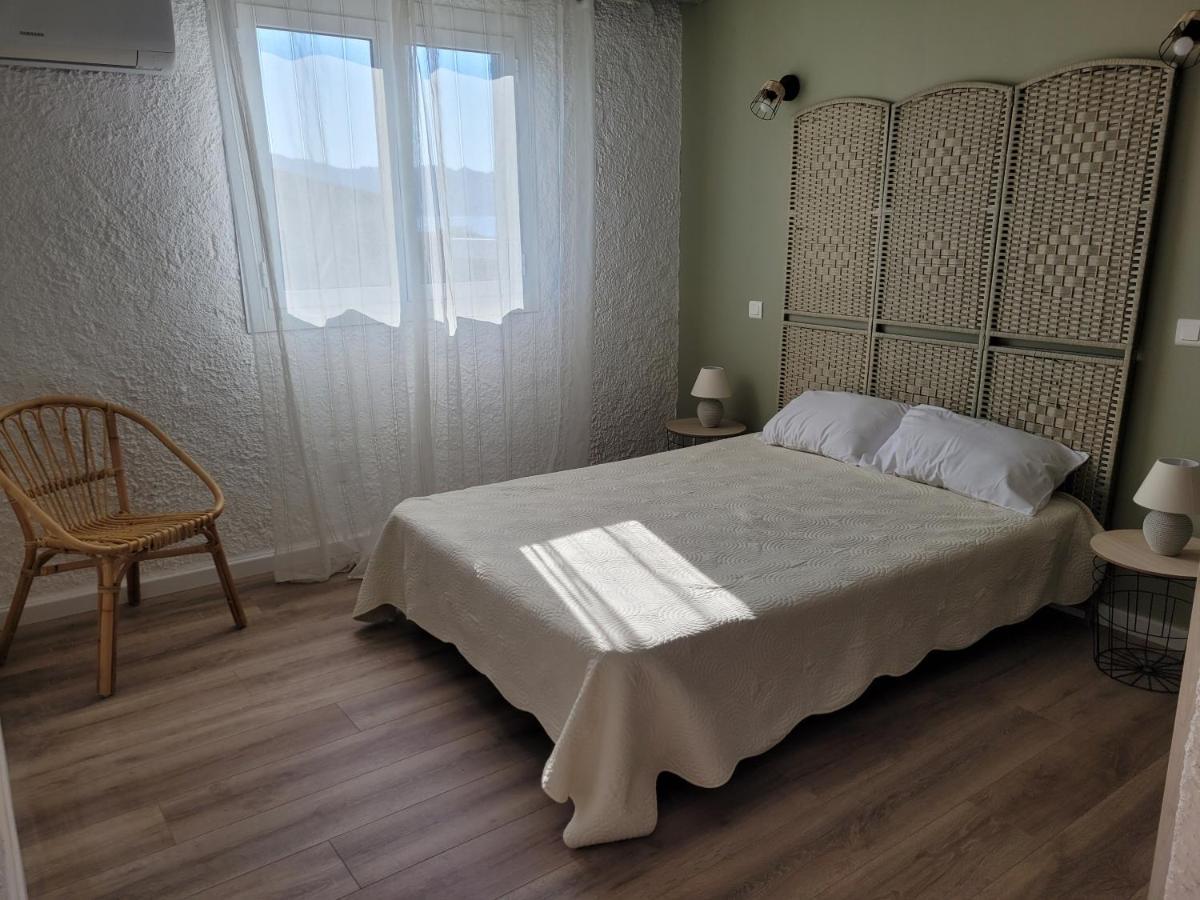 Hotel U Liamone Saint-Florent  Bagian luar foto