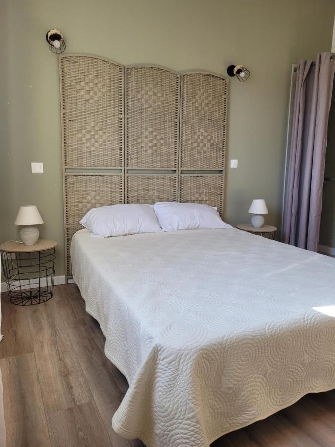 Hotel U Liamone Saint-Florent  Bagian luar foto
