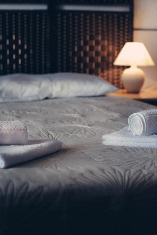 Hotel U Liamone Saint-Florent  Ruang foto